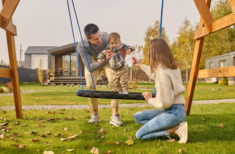 Why Choosing Nearby Experts Improves Lawn Health