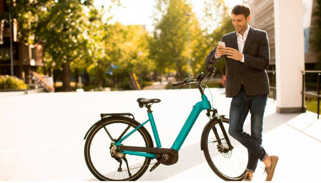 Smart Mobility Options for Modern Food and Travel Enthusiasts