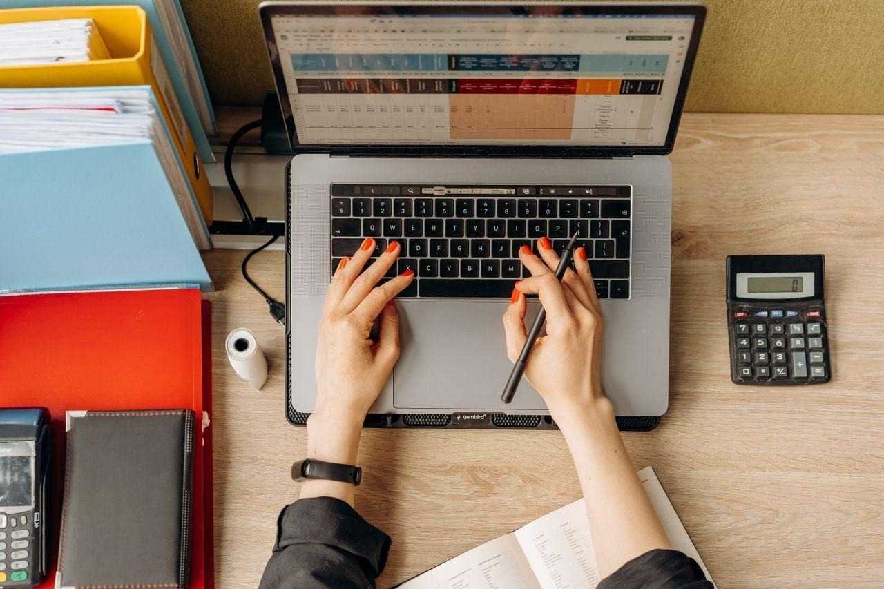 The Business Benefits of Faster Invoice Management